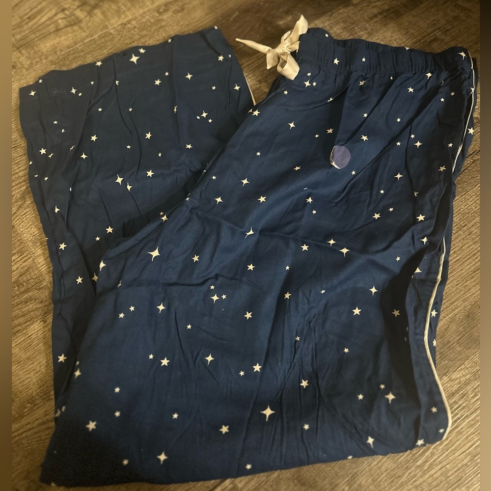 Victoria Secret Women’s PJ outerspace set